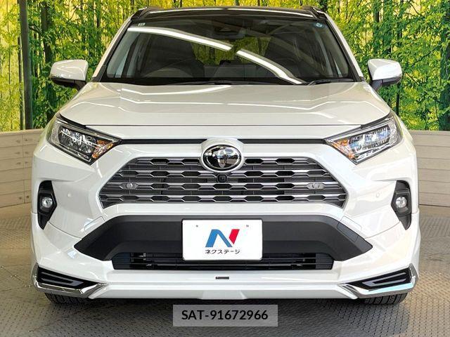 Toyota RAV4 2024-12 8368311-13
