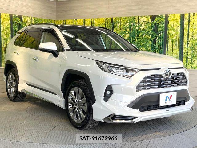 Toyota RAV4 2024-12 8368311-15