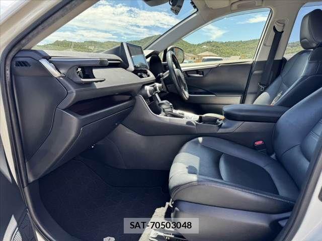 Toyota RAV4 2019-11 8368318-17