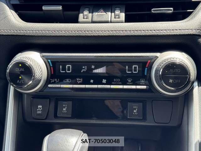 Toyota RAV4 2019-11 8368318-23