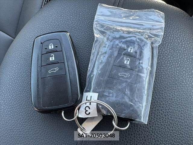Toyota RAV4 2019-11 8368318-6