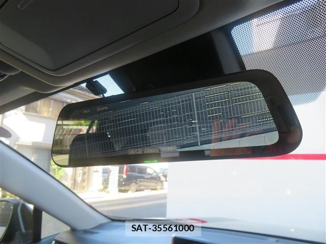 Toyota RAV4 2022-02 8368314-16