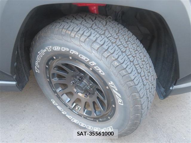Toyota RAV4 2022-02 8368314-6
