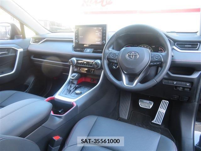 Toyota RAV4 2022-02 8368314-8