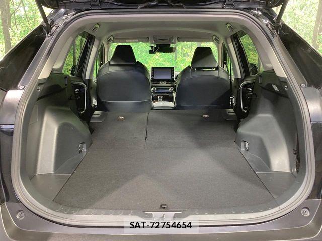 Toyota RAV4 2020-08 8368317-9