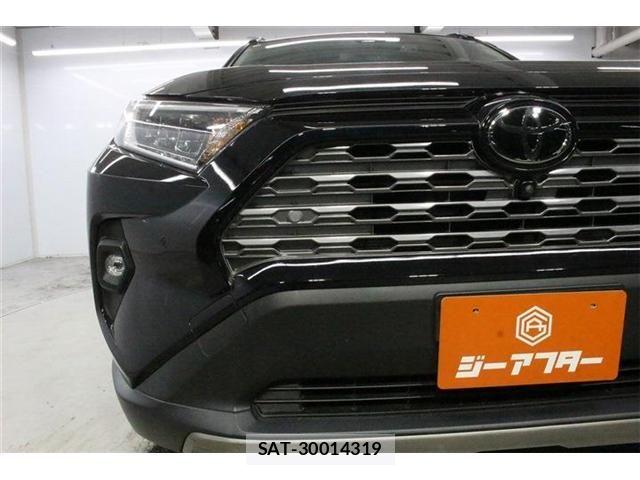 Toyota RAV4 2023-01 8372109-12