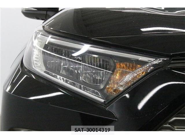 Toyota RAV4 2023-01 8372109-13