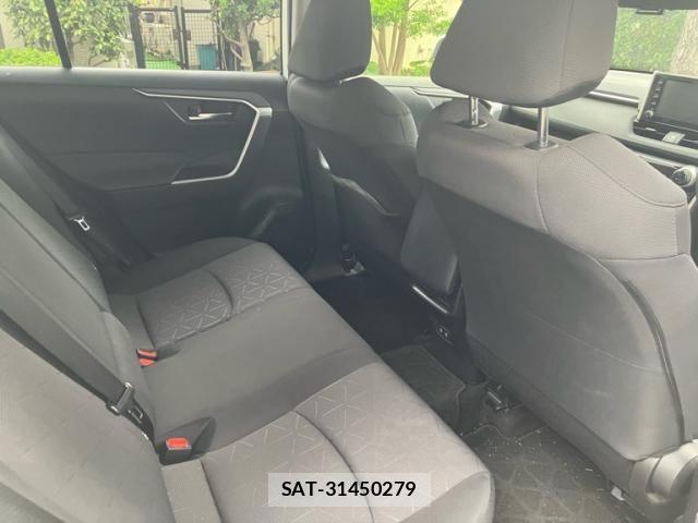 Toyota RAV4 2021-08 8372111-17