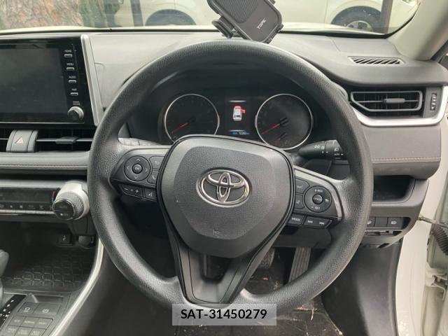 Toyota RAV4 2021-08 8372111-20
