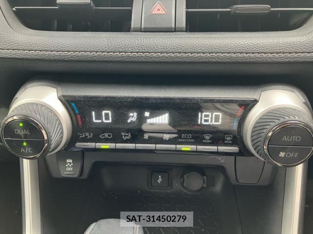 Toyota RAV4 2021-08 8372111-21