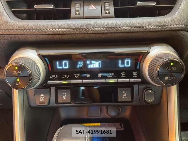 Toyota RAV4 2019-08 8372110-9