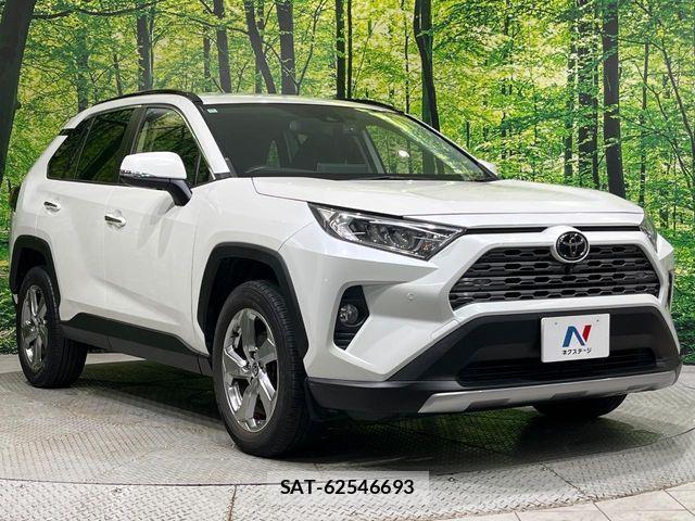 Toyota RAV4 2020-10 8372108-16