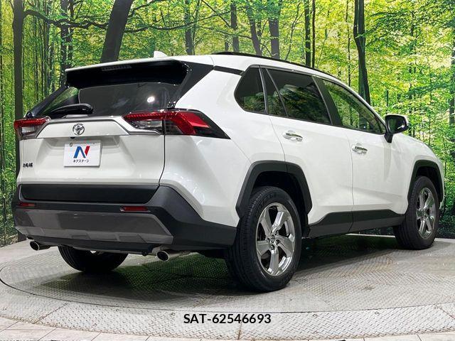 Toyota RAV4 2020-10 8372108-17