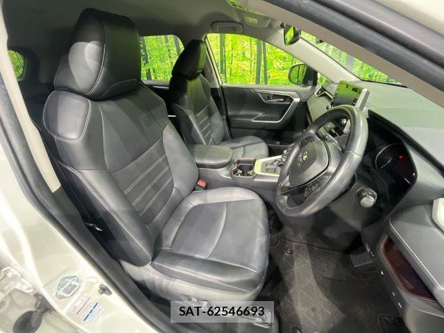 Toyota RAV4 2020-10 8372108-8