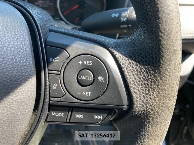 Toyota RAV4 2020-01 8372112-15