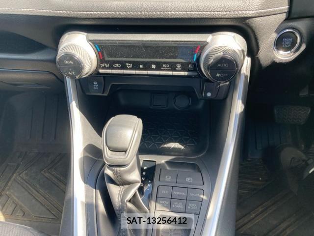 Toyota RAV4 2020-01 8372112-17