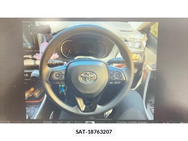 Toyota RAV4 2020-03 8414658-14