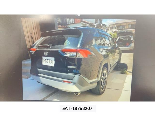 Toyota RAV4 2020-03 8414658-2