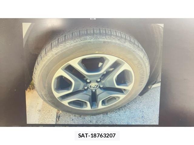 Toyota RAV4 2020-03 8414658-6