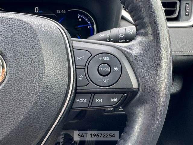 Toyota RAV4 2021-12 8438783-26