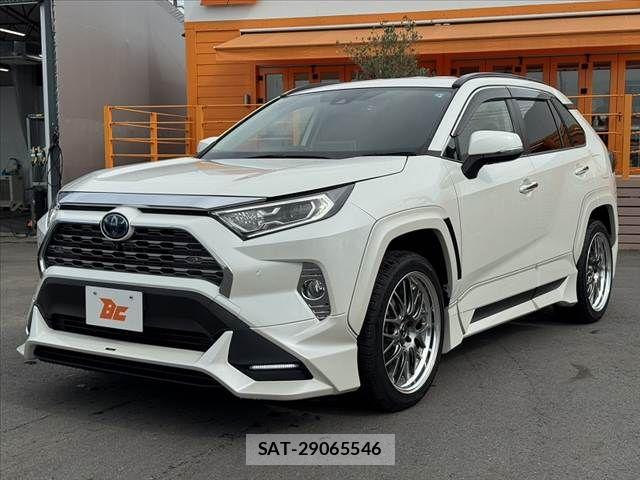 Toyota RAV4 2021-05 8438782-9
