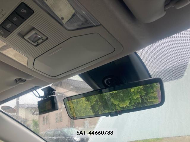Toyota RAV4 2020-10 8438791-21