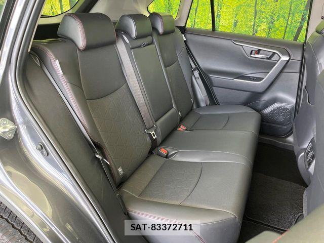 Toyota RAV4 2022-07 8457309-9