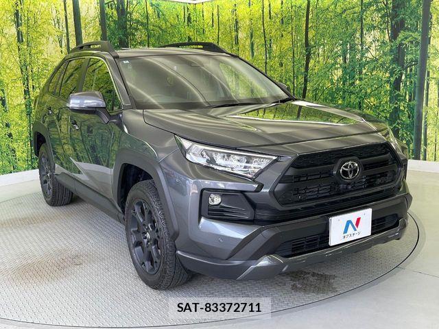 Toyota RAV4 2022-07 8457309-16