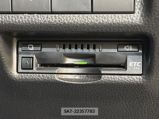 Toyota RAV4 2019-08 8458291-8