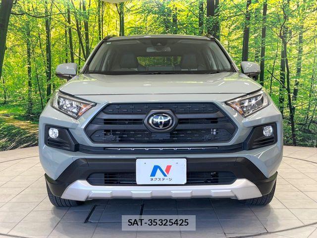 Toyota RAV4 2020-11 8458287-13