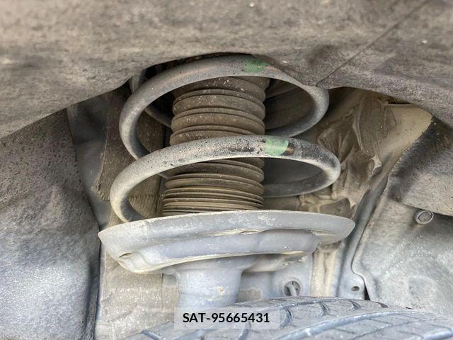 Toyota RAV4 2020-10 8458281-19