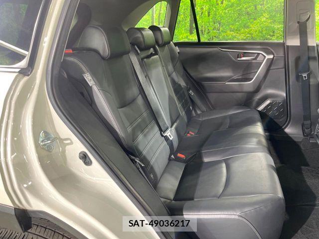 Toyota RAV4 2020-09 8458290-8