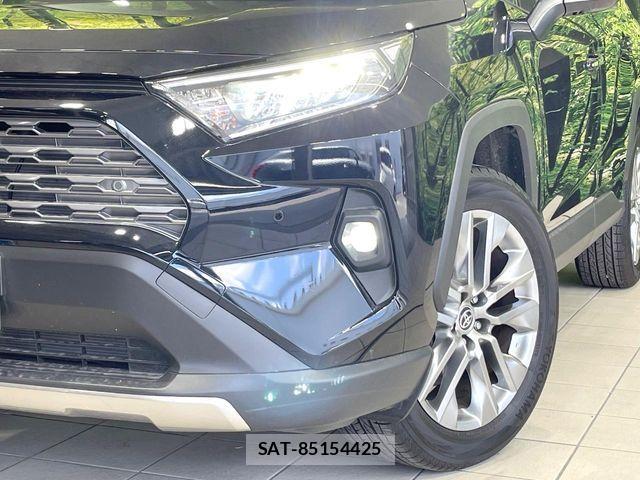 Toyota RAV4 2025-01 8458277-11