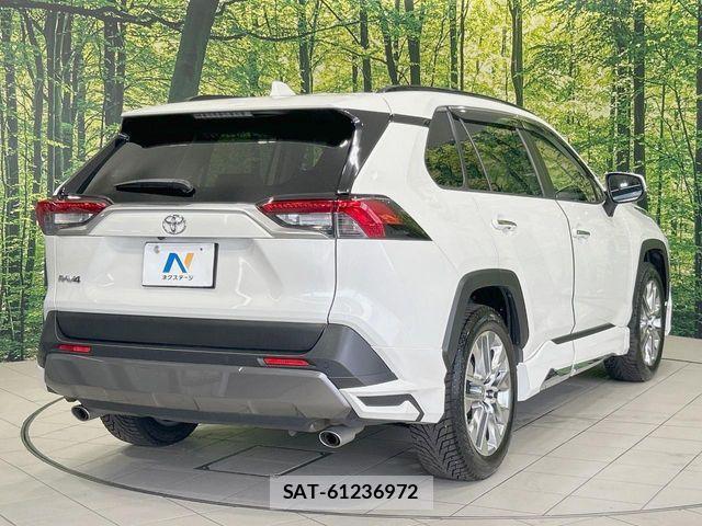 Toyota RAV4 2020-03 8458282-16