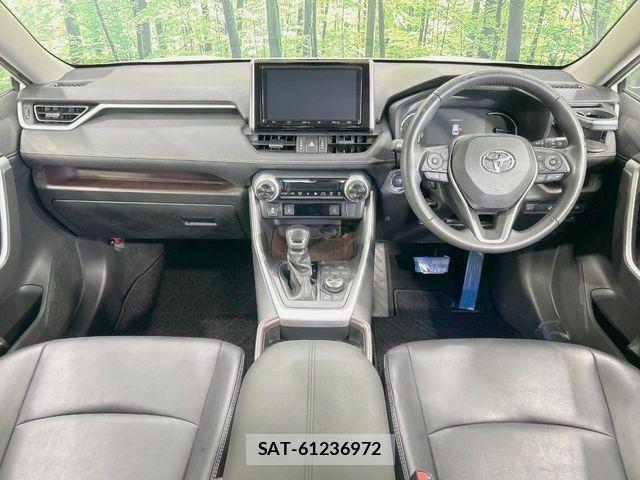 Toyota RAV4 2020-03 8458282-1
