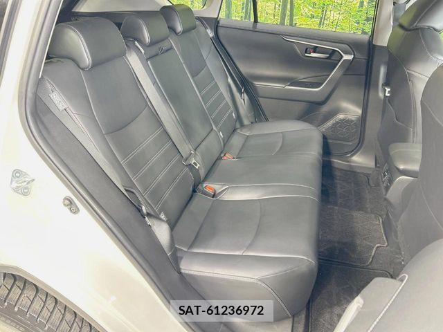 Toyota RAV4 2020-03 8458282-8