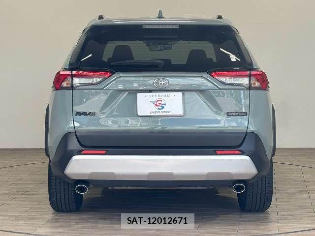 Toyota RAV4 2023-12 8486009-14