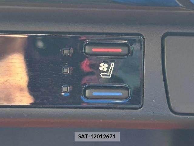 Toyota RAV4 2023-12 8486009-8