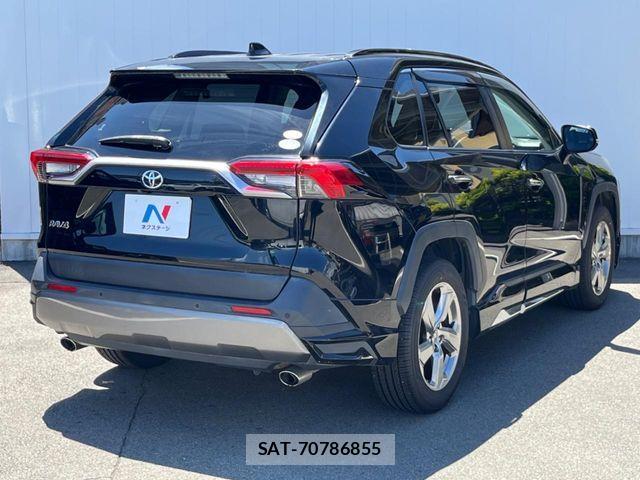 Toyota RAV4 2021-02 8486011-16