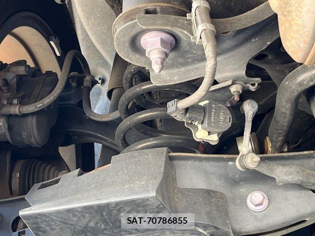 Toyota RAV4 2021-02 8486011-19
