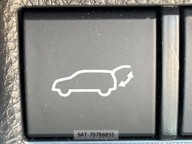 Toyota RAV4 2021-02 8486011-6