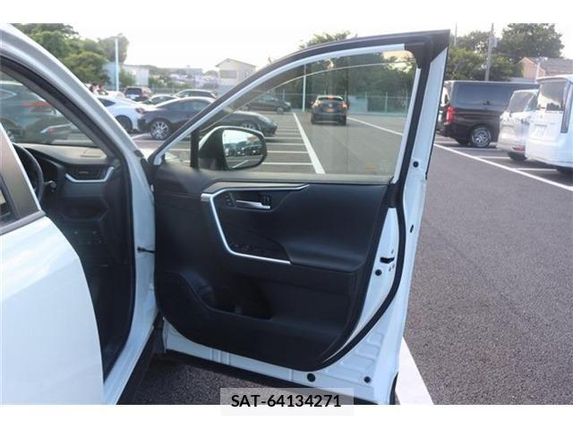 Toyota RAV4 2019-09 8486021-29