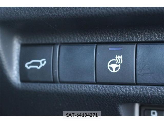 Toyota RAV4 2019-09 8486021-4