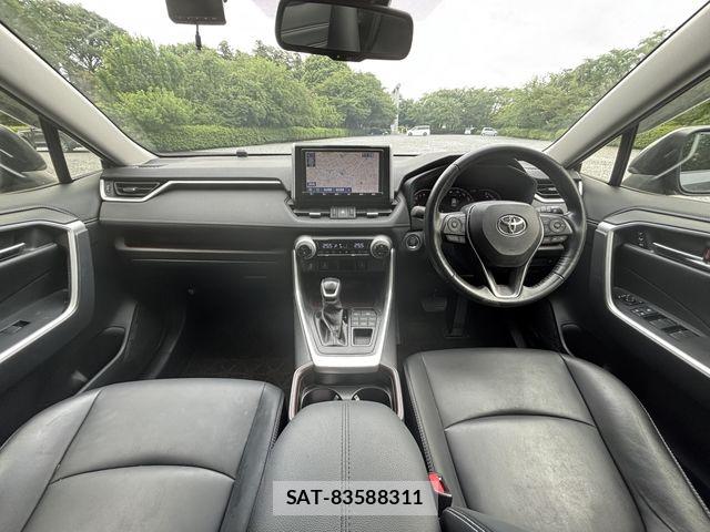 Toyota RAV4 2019-05 8486012-2
