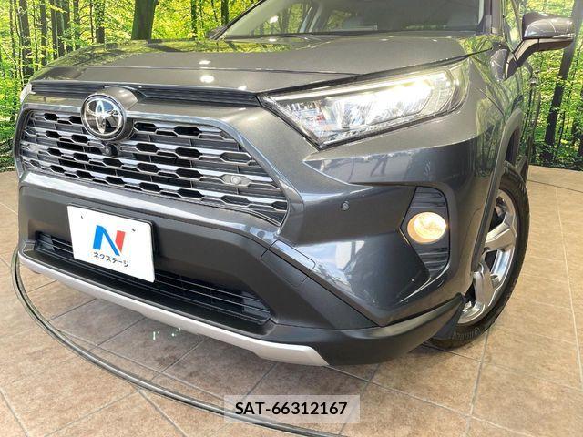 Toyota RAV4 2020-11 8486014-11