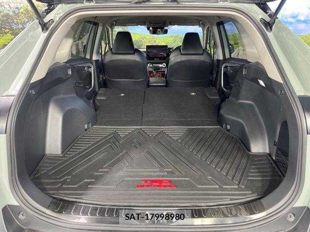Toyota RAV4 2023-08 8526940-10