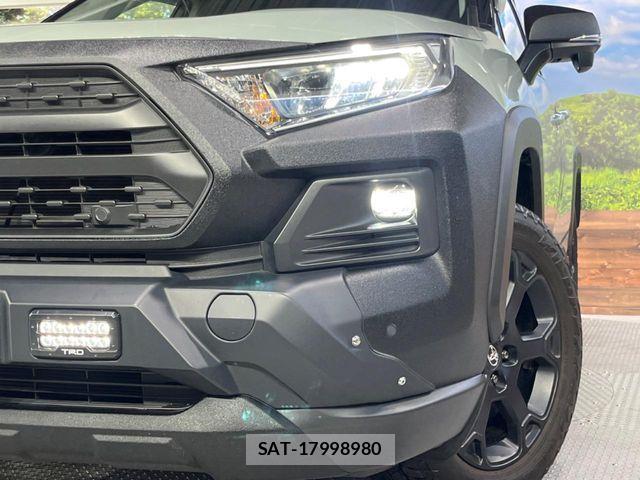 Toyota RAV4 2023-08 8526940-12