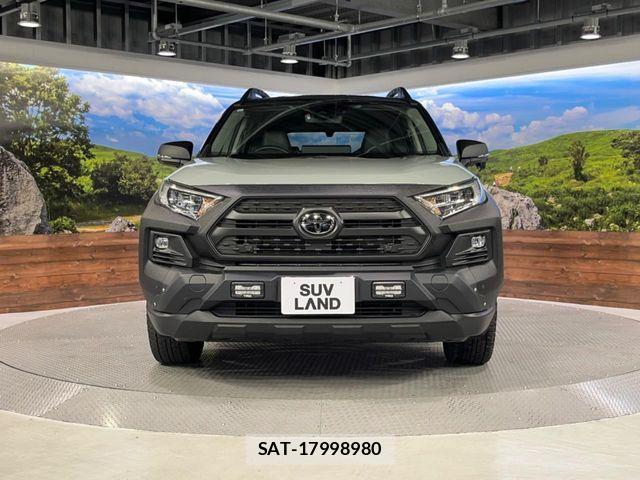 Toyota RAV4 2023-08 8526940-14