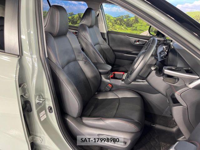 Toyota RAV4 2023-08 8526940-8