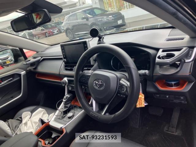 Toyota RAV4 2021-01 8526957-7